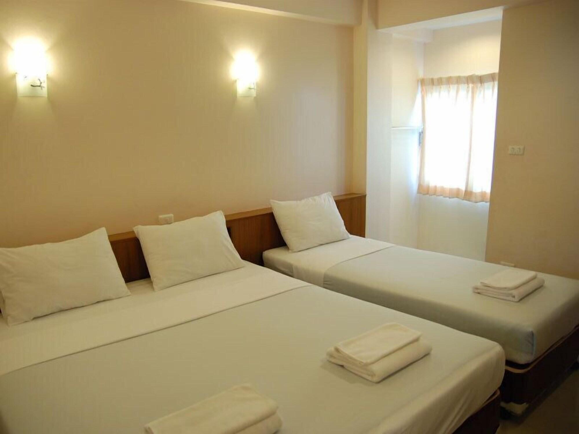 Rambuttri House Hotel Bangkok Exterior photo