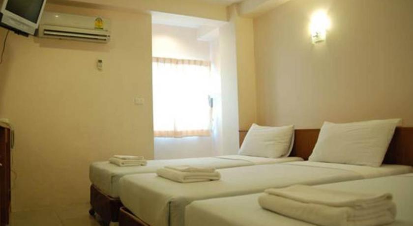 Rambuttri House Hotel Bangkok Exterior photo